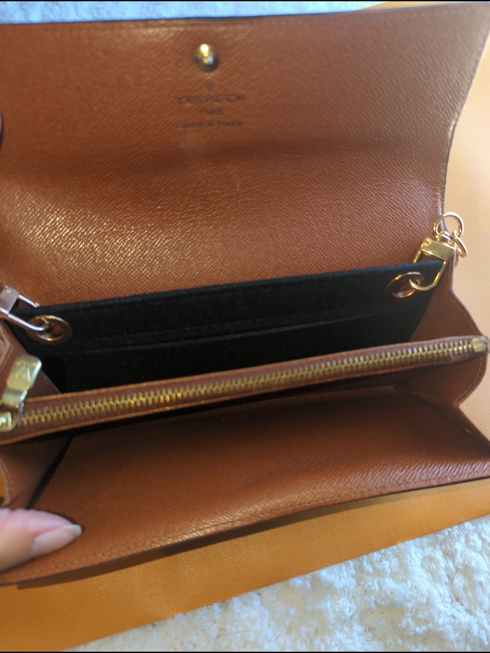 Louis Vuitton Authentic Monogram Sarah Long Wallet With Zip Optional Crossbody - Picture 4 of 10